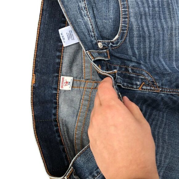 BRAND New True Religion Jeans Size 28 STRAIGHT FLAP T Blue - Picture 5 of 8